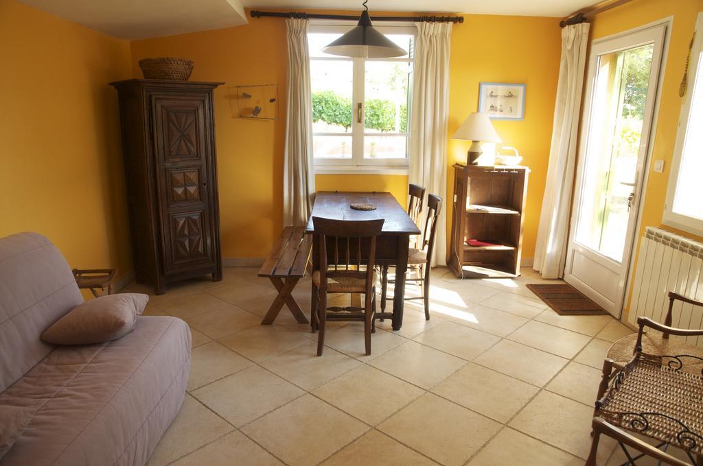 Le Petit Bacalan Villa Mormoiron Szoba fotó